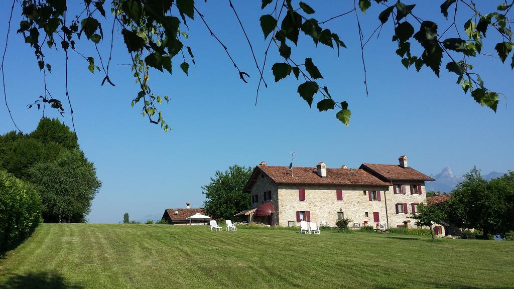Gasthaus Agriturismo Casteldardo Trichiana Exterior foto