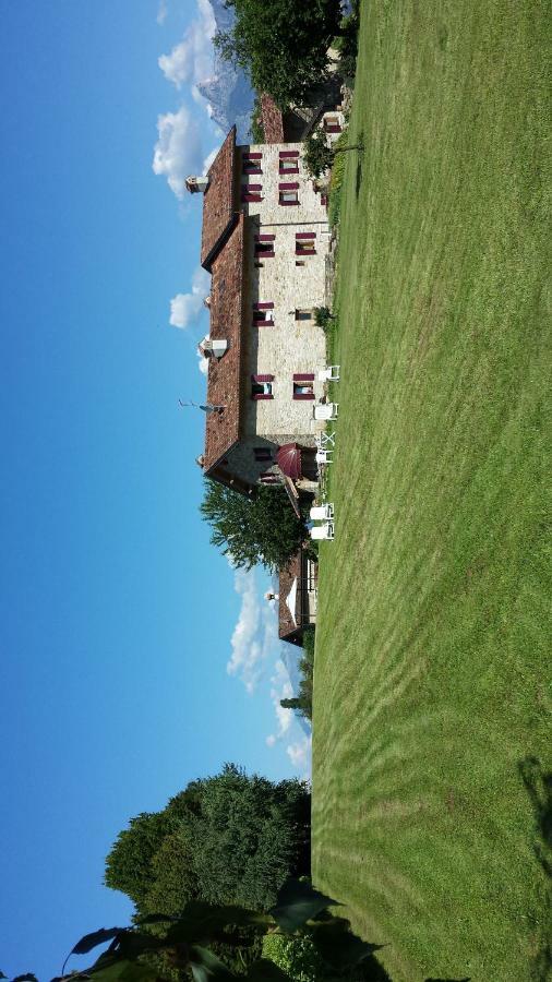 Gasthaus Agriturismo Casteldardo Trichiana Exterior foto